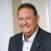 Herr Frank Eberhardt