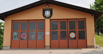 Einfahrt des Feuerwehrhauses 
