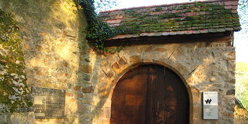 Eingang zum Alten Friedhof Hohensachsen
